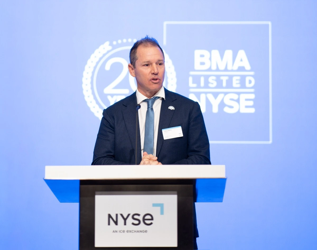 Jorge Brito, presidente de Banco Macro y Genneia, durante un acto en la Bolsa de Nueva York (Fuente: NYSE).