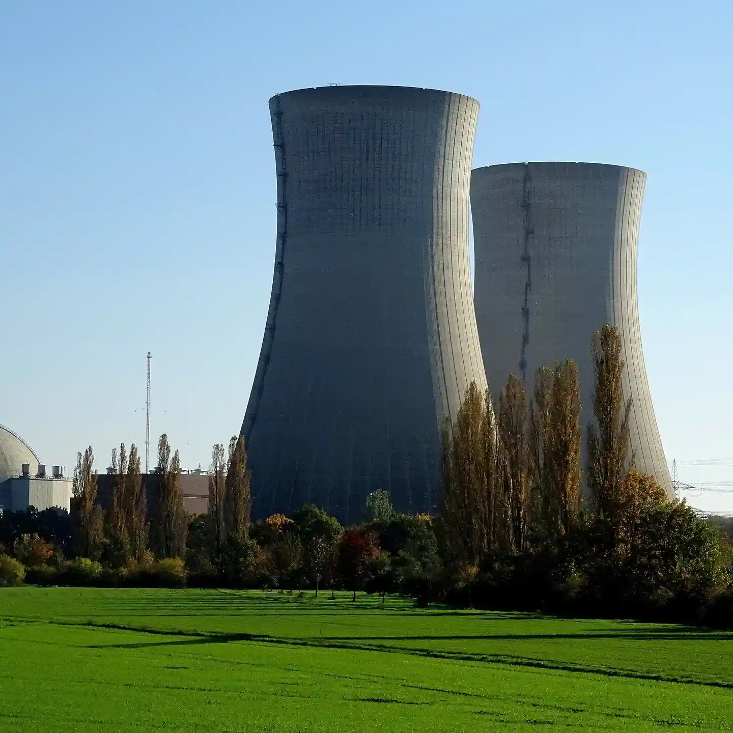 Exdirectivos piden reactivación de plantas nucleares en Alemania