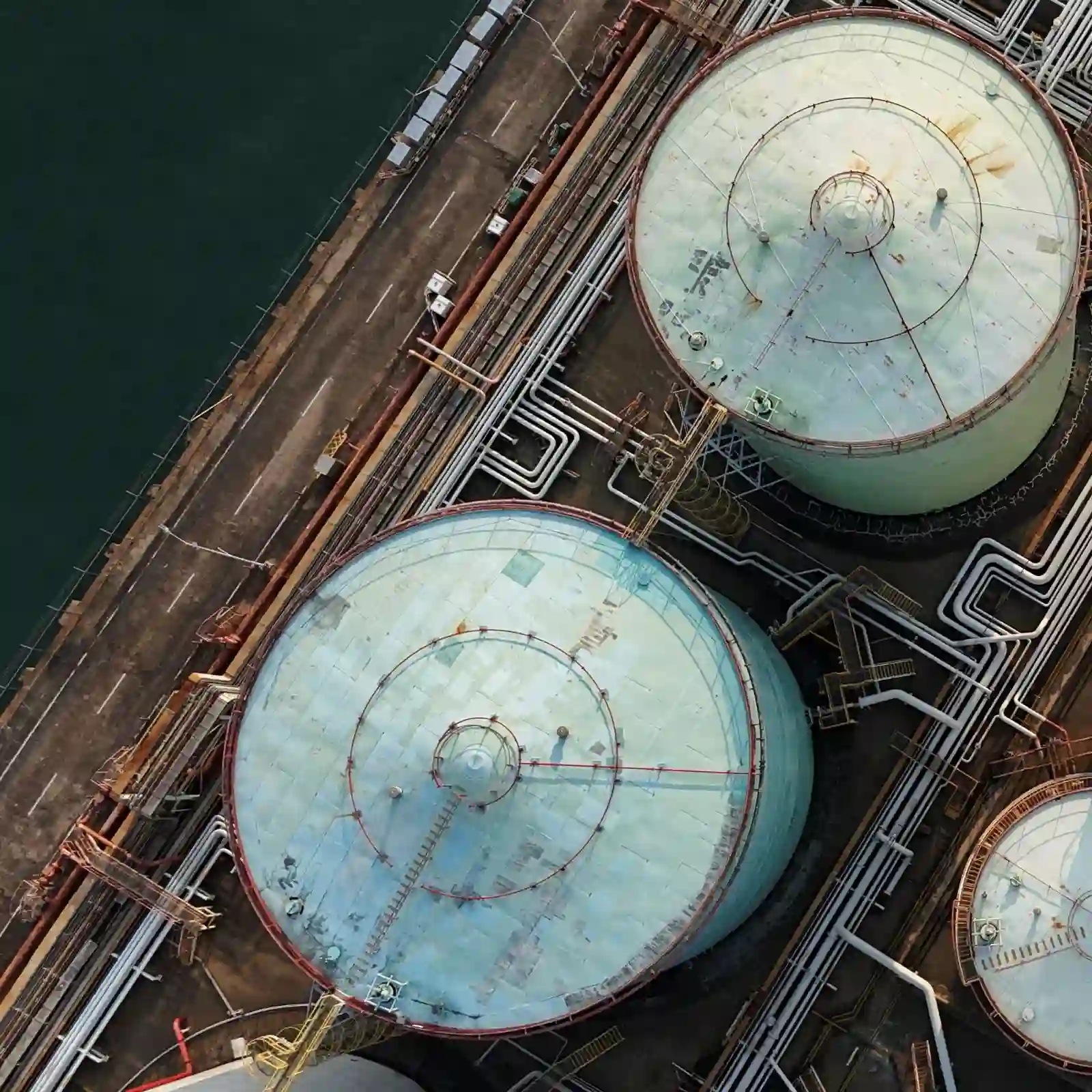 China afloja el mercado petrolero asiático