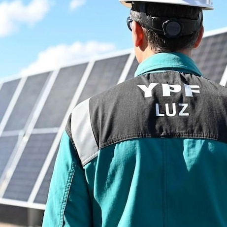 YPF Luz busca cotizar en Wall Street y Buenos Aires con una IPO