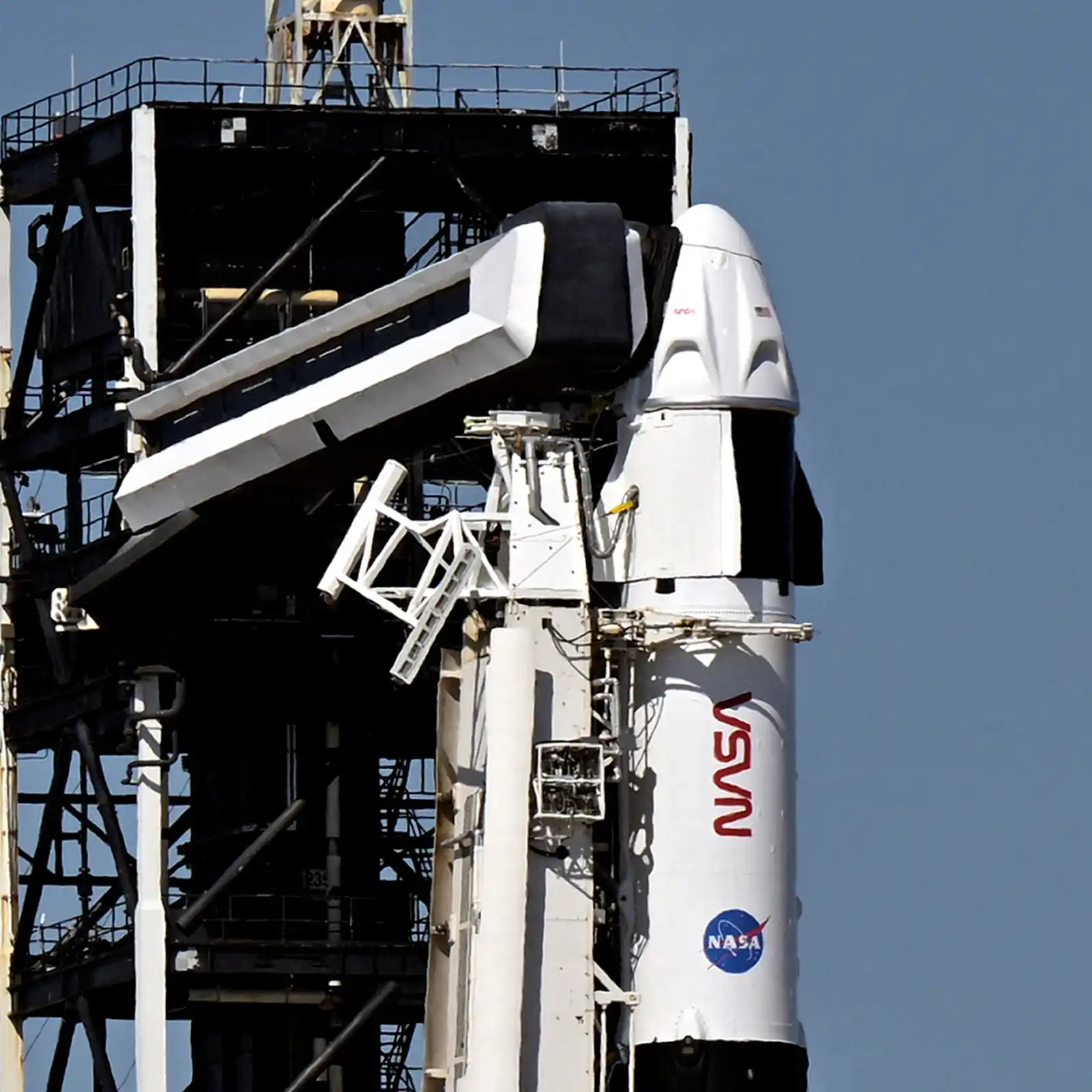 NASA suma misiones comerciales con SpaceX