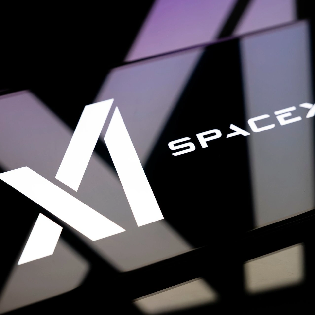 SpaceX suma una pieza clave y acelera su carrera en IA