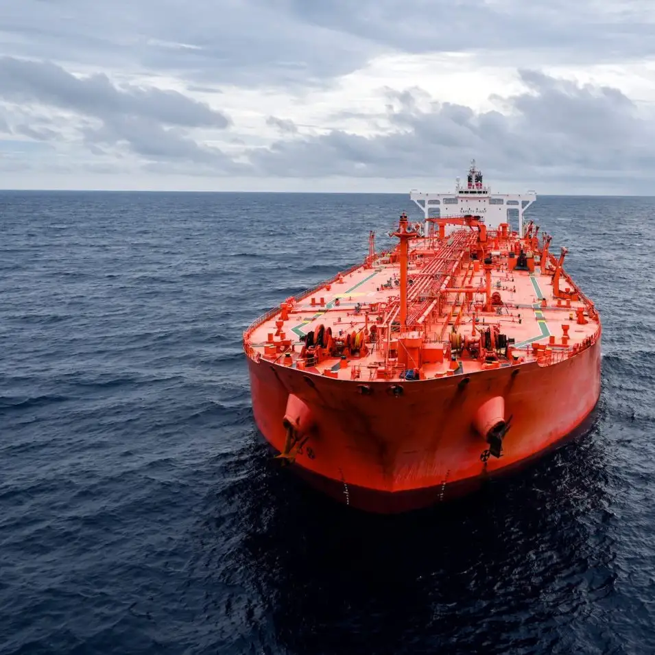 Reino Unido: criticas al gobierno por importaciones de combustible ruso.